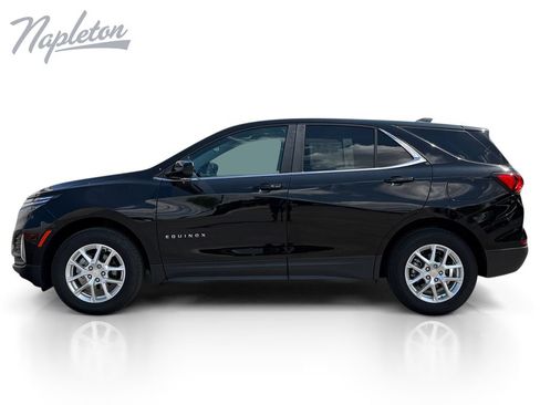 Used 2023 Chevrolet Equinox LT AWD/4WD image 2