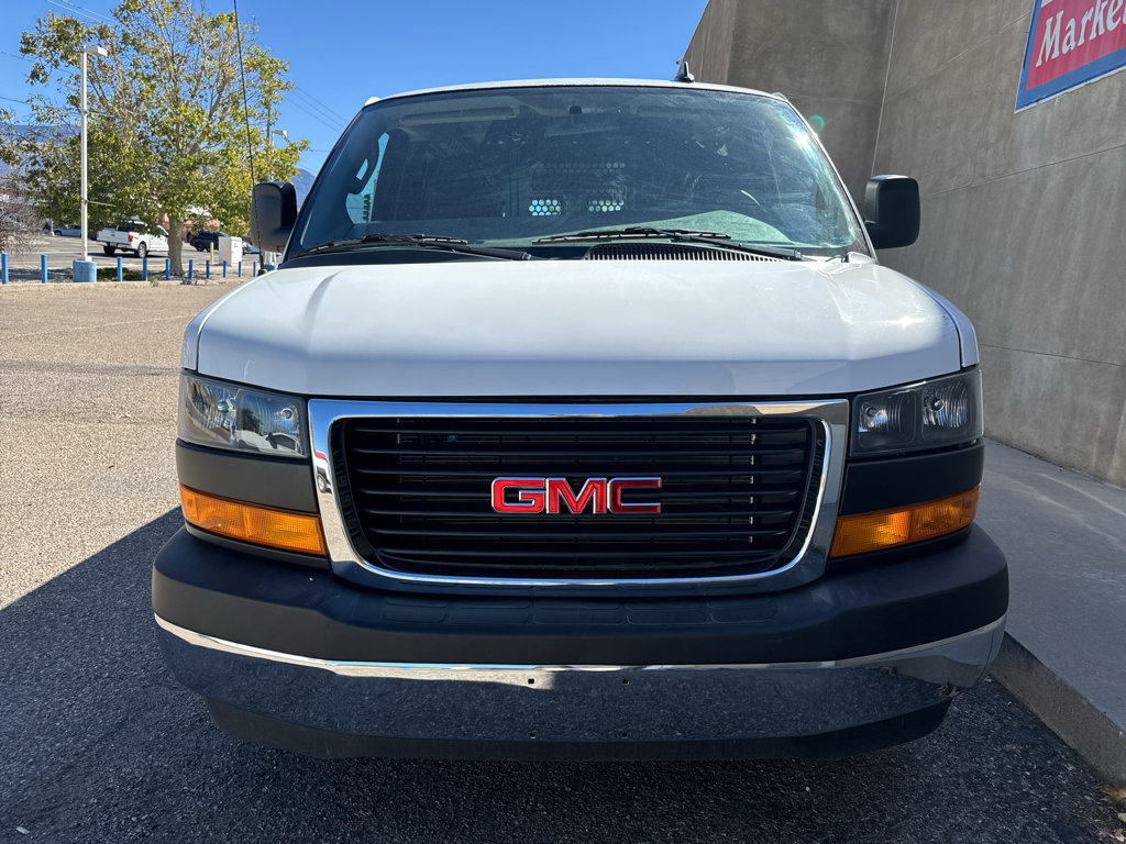 Used 2025 GMC Savana 2500 w/ Driver Convenience Package RWD image 9