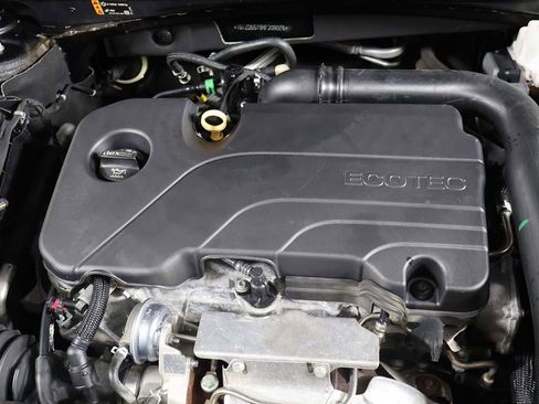 Used 2024 Chevrolet Malibu LT image 16