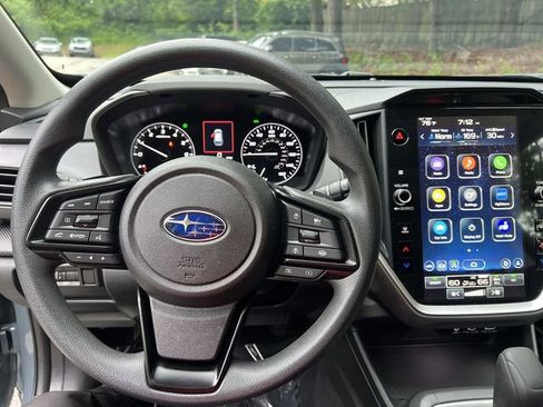 Used 2025 Subaru Crosstrek 2.0i Premium AWD/4WD image 18
