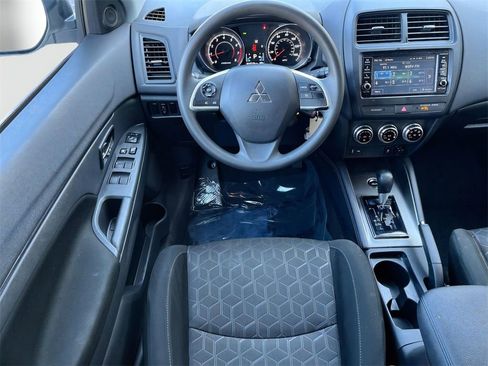 Used 2024 Mitsubishi Outlander Sport image 25