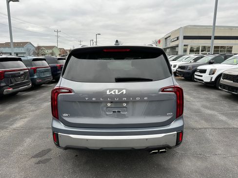 Used 2023 Kia Telluride S w/ S Sunroof Package image 6