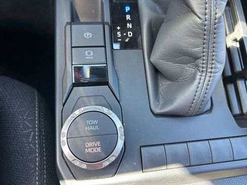 Used 2025 Toyota 4Runner SR5 image 17