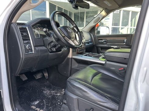 Used 2015 RAM 2500 Laramie image 24