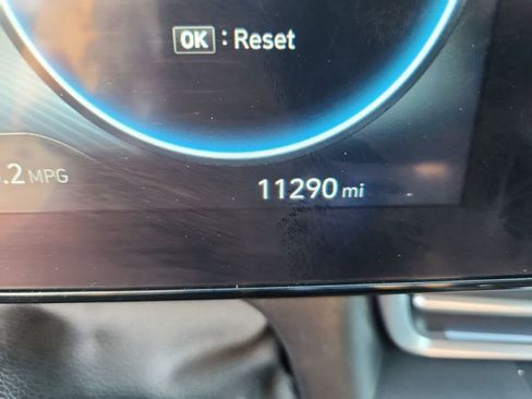 Certified 2023 Hyundai Elantra Limited image 15