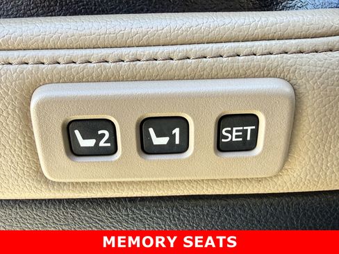 Used 2014 Toyota 4Runner Limited image 15