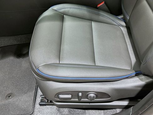 New 2026 Buick Envista Sport Touring w/ Convenience I Package FWD image 19