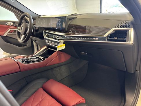 New 2026 BMW X6 xDrive40i image 42