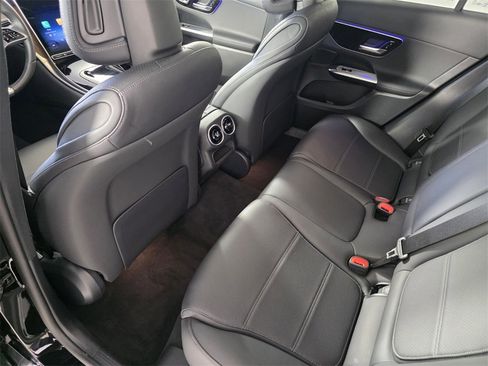 Certified 2025 Mercedes-Benz GLC 300 image 15