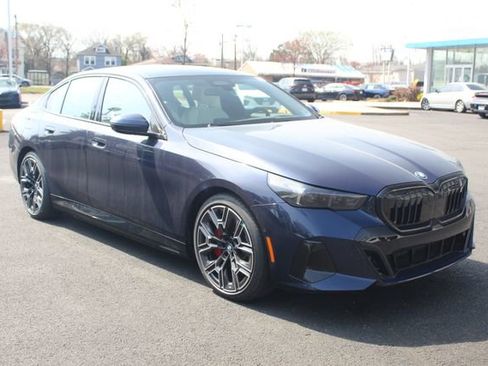 New 2026 BMW i5 eDrive40 w/ Executive Package image 1