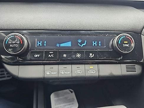 New 2026 Hyundai Elantra Sport FWD image 18