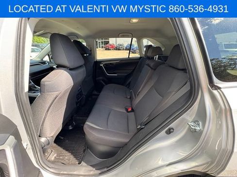Used 2025 Toyota RAV4 LE AWD/4WD image 9