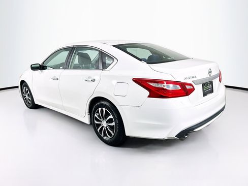 Used 2017 Nissan Altima 2.5 S w/ Power Driver Seat Package image 5