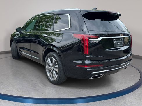Used 2023 Cadillac XT6 Premium Luxury FWD image 7