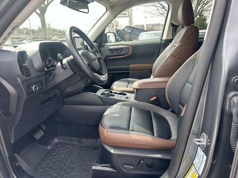 Used 2024 Ford Bronco Sport Outer Banks w/ Tech Package image 18