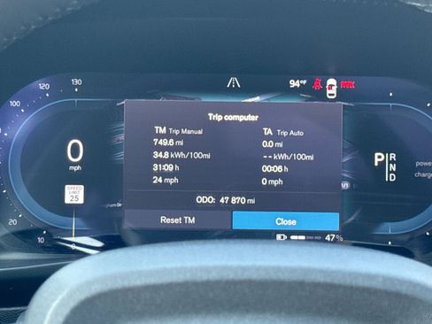 Used 2023 Volvo XC40 Recharge Ultimate AWD/4WD image 17