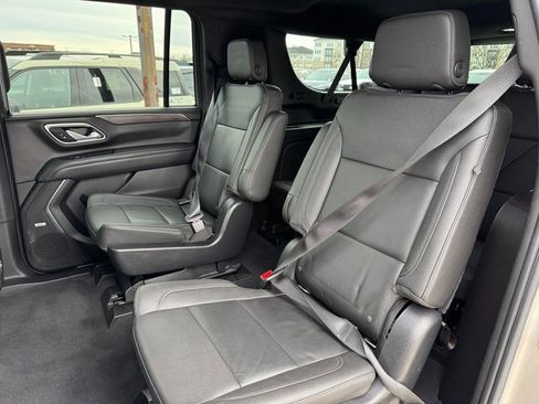 Used 2021 Chevrolet Suburban Z71 w/ Rear Media and Nav Package image 16