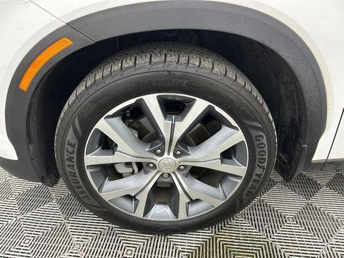 Used 2020 Hyundai Palisade SEL FWD image 12
