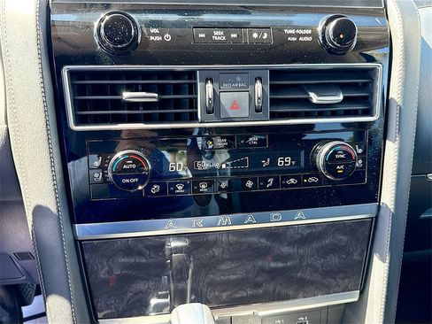 Used 2023 Nissan Armada Platinum w/ Captain's Chairs Package image 17