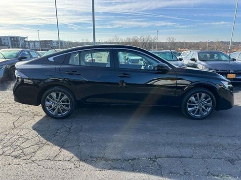 New 2026 Nissan Sentra SL w/ Floor Mat Package FWD image 2