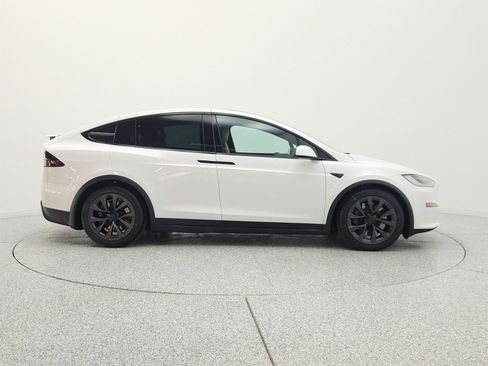 Used 2023 Tesla Model X AWD/4WD image 4