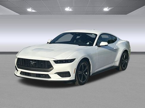 Used 2025 Ford Mustang Premium RWD image 7