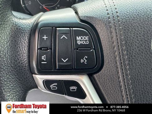 Used 2017 Toyota Sienna LE image 20