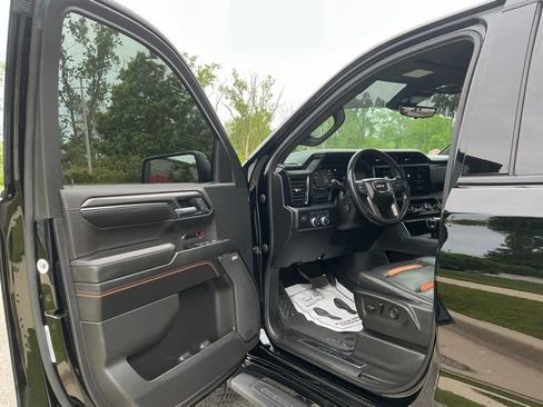 Used 2022 GMC Sierra 1500 AT4 w/ AT4 Premium Package AWD/4WD image 16