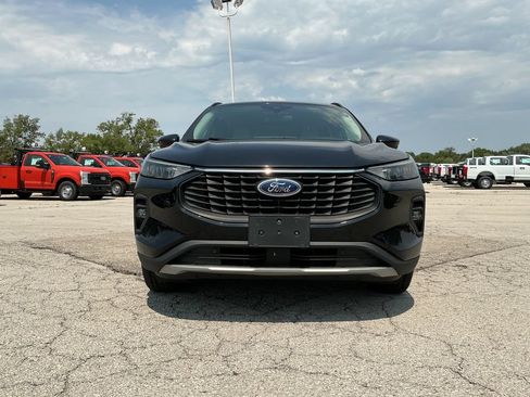 Used 2023 Ford Escape SE FWD image 8