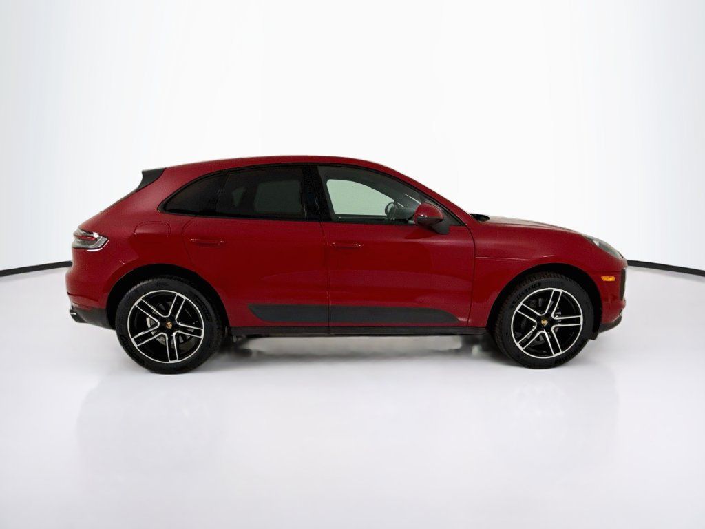 Certified 2020 Porsche Macan AWD/4WD image 8