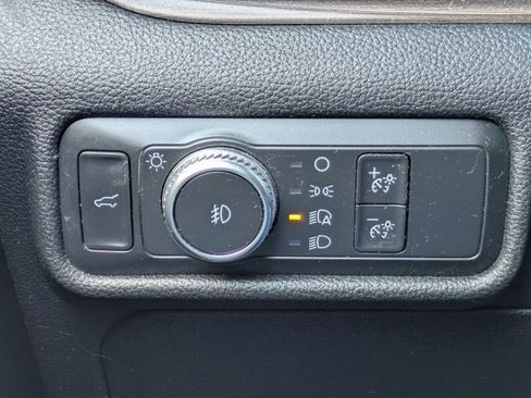 Used 2020 Ford Explorer Limited w/ Class III Trailer Tow Package image 19