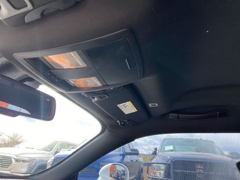 Used 2017 Dodge Challenger GT w/ Driver Convenience Group image 20