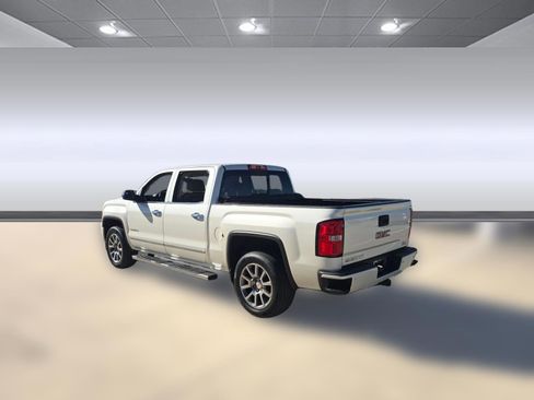 Used 2015 GMC Sierra 1500 Denali image 2