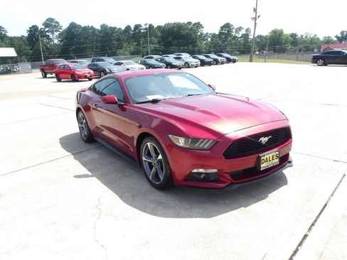 Used 2015 Ford Mustang Coupe w/ Equipment Group 051A RWD image 4