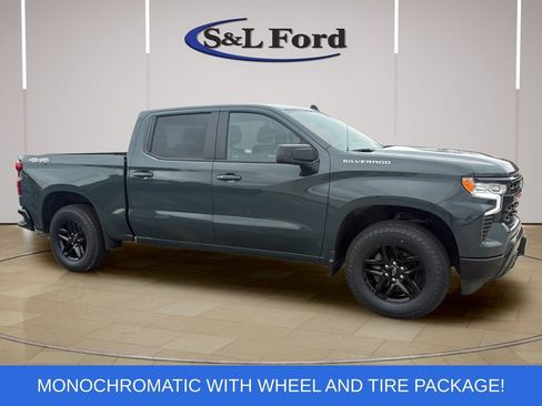Used 2025 Chevrolet Silverado 1500 LT AWD/4WD image 11