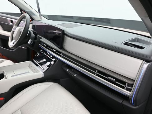 Certified 2024 Hyundai Santa Fe Calligraphy image 38