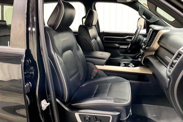 Used 2019 RAM 1500 Laramie AWD/4WD image 7