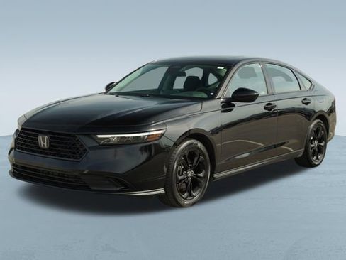 Used 2025 Honda Accord SE image 3