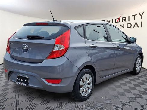 Used 2017 Hyundai Accent SE image 4