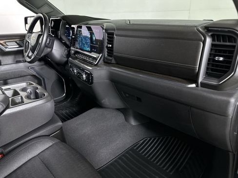 Used 2023 Chevrolet Silverado 1500 LT AWD/4WD image 30