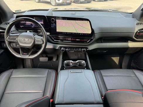 Used 2024 Chevrolet Silverado EV RST AWD/4WD image 2