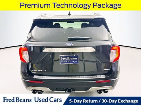 Certified 2020 Ford Explorer Platinum w/ Premium Technology Package AWD/4WD image 8