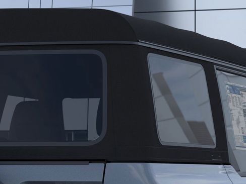 New 2025 Ford Bronco 4-Door image 25