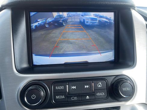 Used 2017 GMC Yukon XL SLT image 9