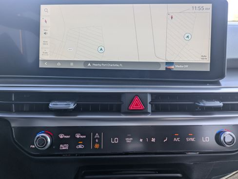 New 2026 Kia Sorento EX image 23