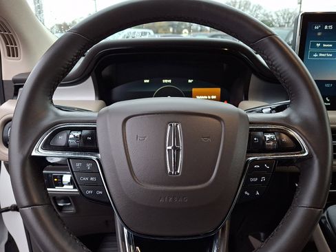 Certified 2021 Lincoln Nautilus AWD w/ Equipment Group 101A image 20