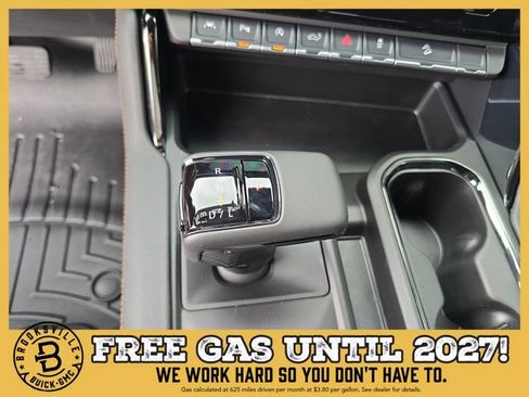 New 2026 GMC Sierra 1500 AT4 w/ AT4 Premium Package AWD/4WD image 23