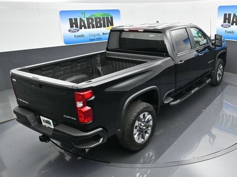 Used 2025 Chevrolet Silverado 2500 Custom w/ Custom Value Package AWD/4WD image 24