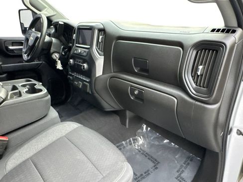 Used 2022 Chevrolet Silverado 2500 Custom w/ Custom Convenience Package AWD/4WD image 51