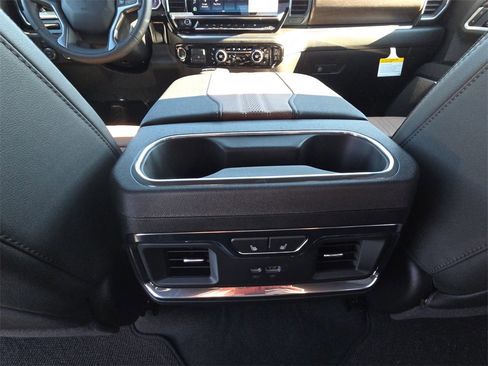 New 2026 Chevrolet Silverado 1500 High Country w/ Technology Package image 32